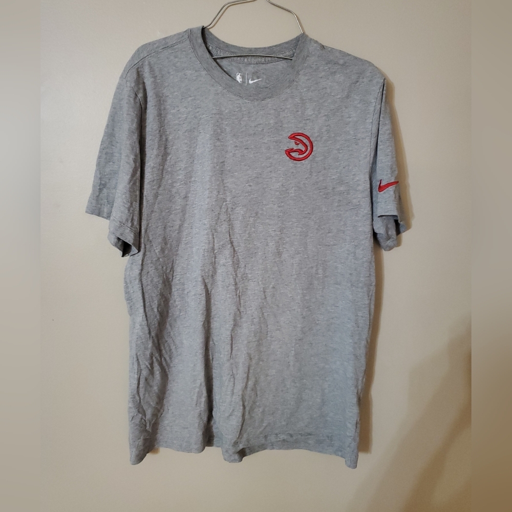 Nike NBA ATLANTA HAWKS T Shirt  LARGE Grey Pre-owned